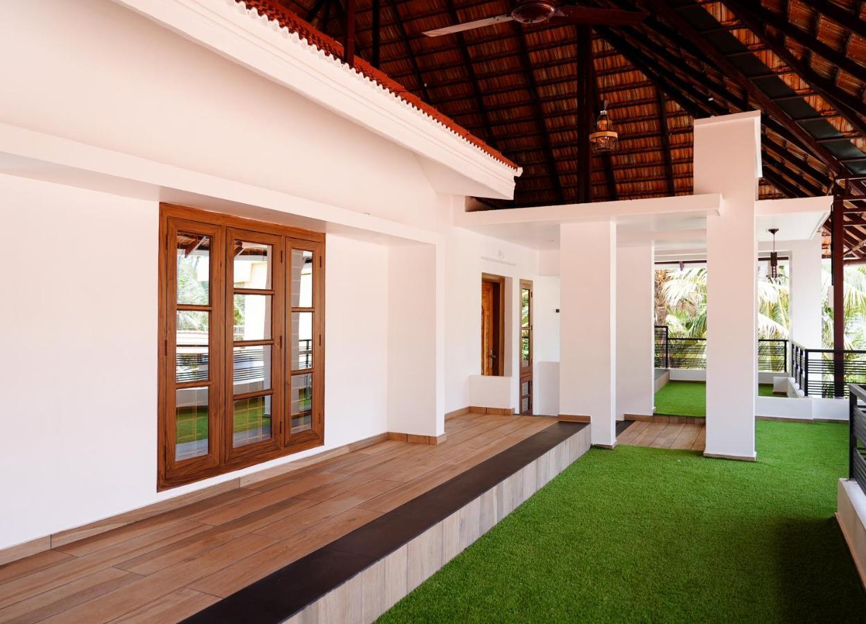 Kalloos Island Backwater Resort Kollam Kültér fotó